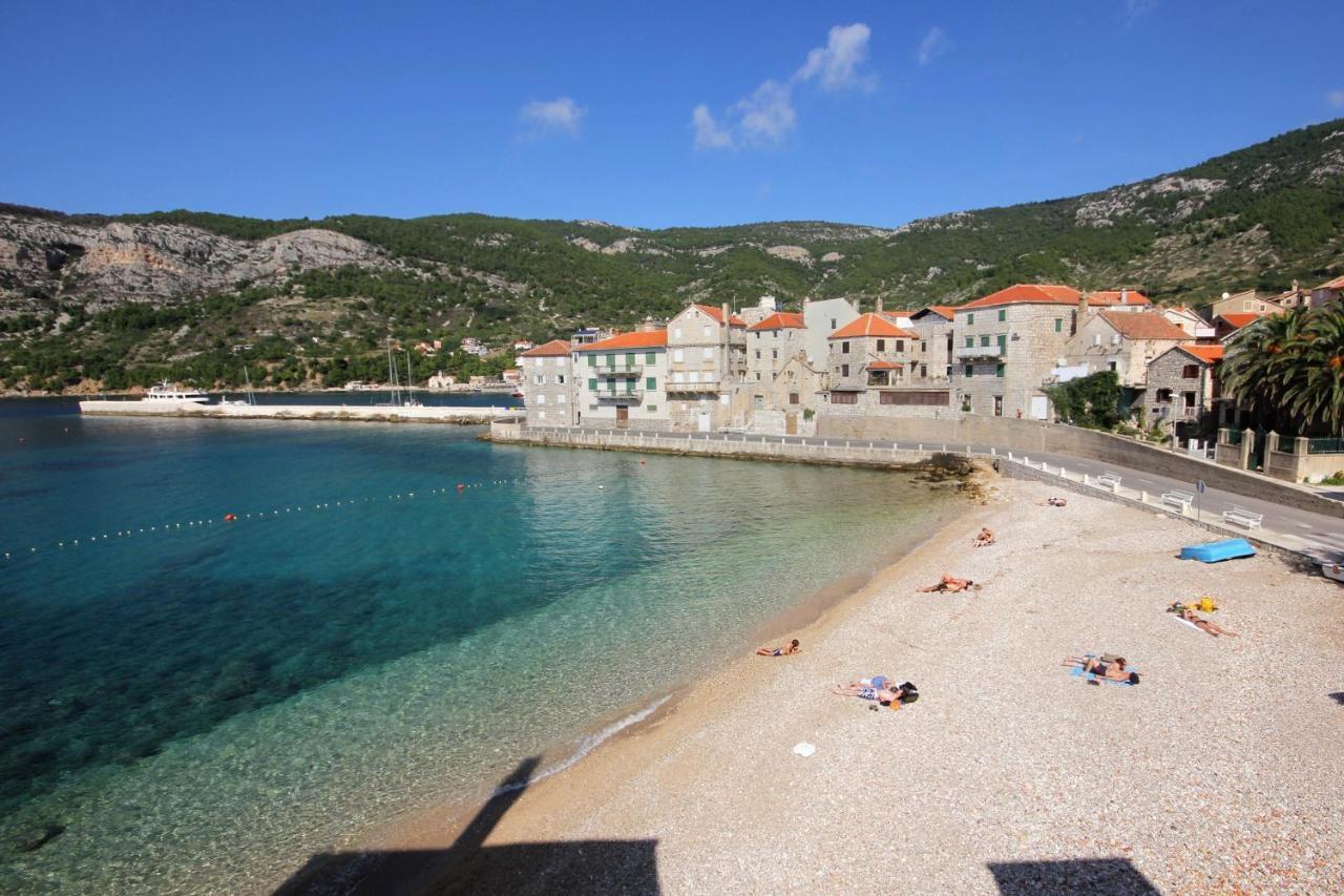 Apartments And Rooms By The Sea Komiza, Vis - 2431 外观 照片