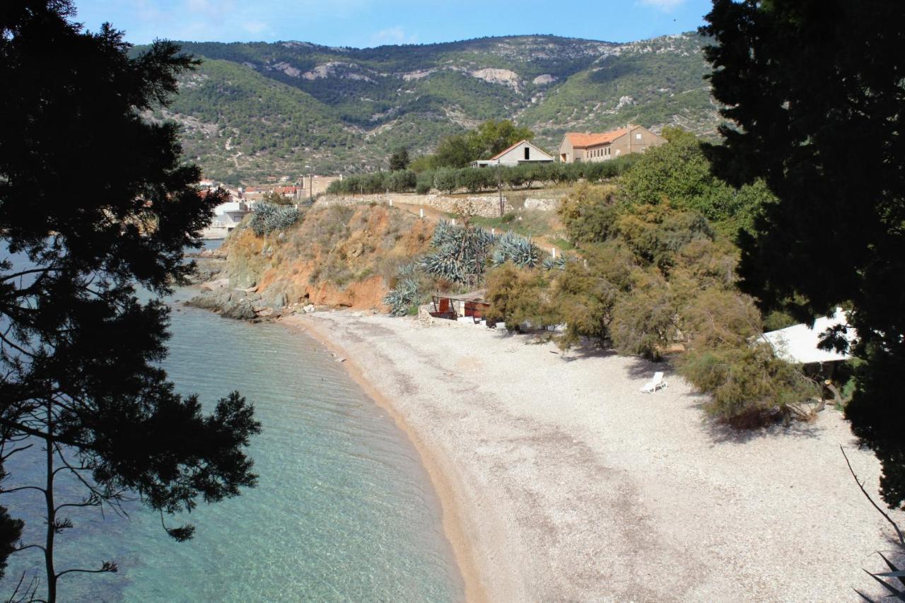 Apartments And Rooms By The Sea Komiza, Vis - 2431 外观 照片
