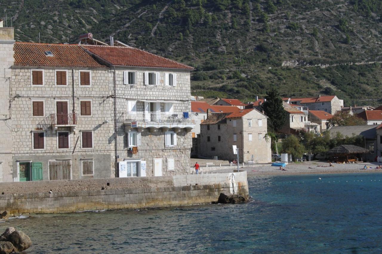 Apartments And Rooms By The Sea Komiza, Vis - 2431 外观 照片